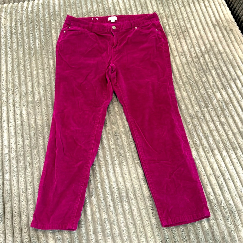 Crown and ivy petit magenta colored pants